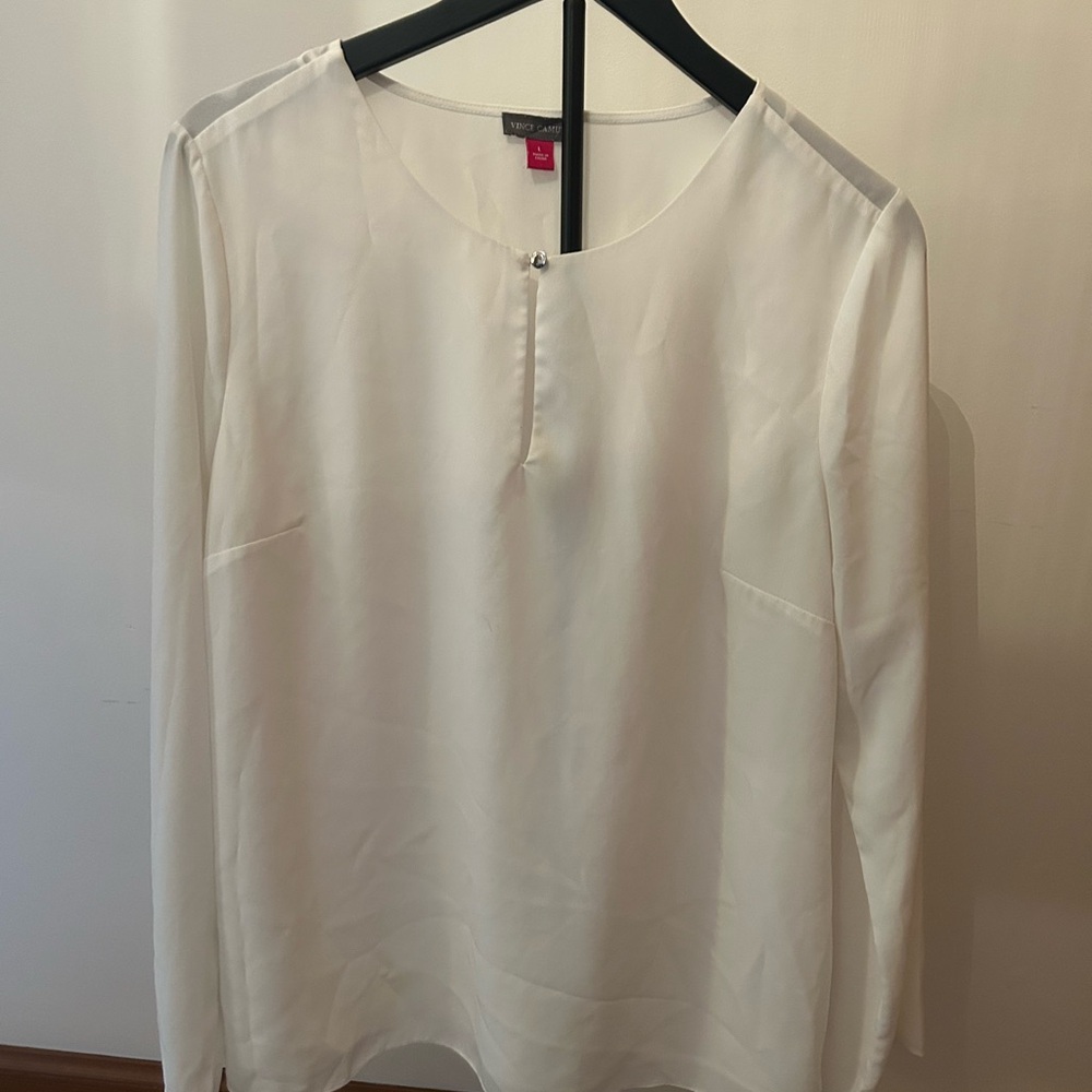 Vince Camuto White Long-Sleeve Round Neck Blouse